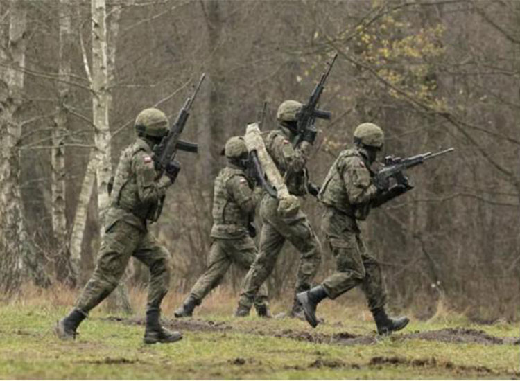 打起來了！美國波蘭兩國軍演變斗毆，多名波蘭軍人被錘爆【潤康】磨煤機磨輥對此看法